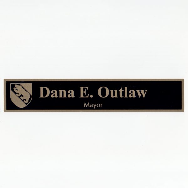 City of New Bern Wooden Wedged Name Plate with Logo & Text-0