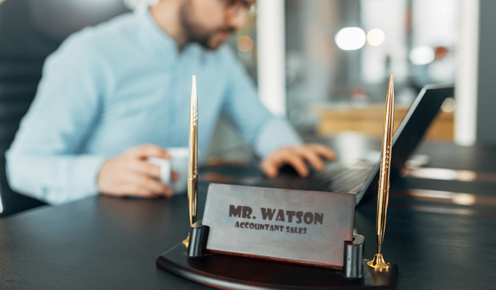5 Reasons Why Every Professional Needs an Engraved Name Plate